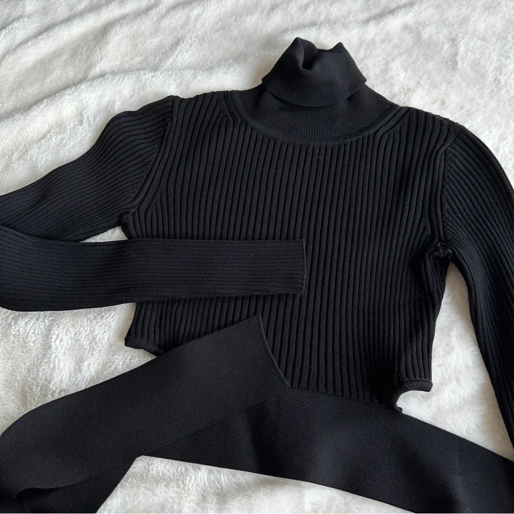 Cushnie Et Ochs Tie Waist Cropped Black Turtleneck Wrap Sweater XS - Picture 7 of 11